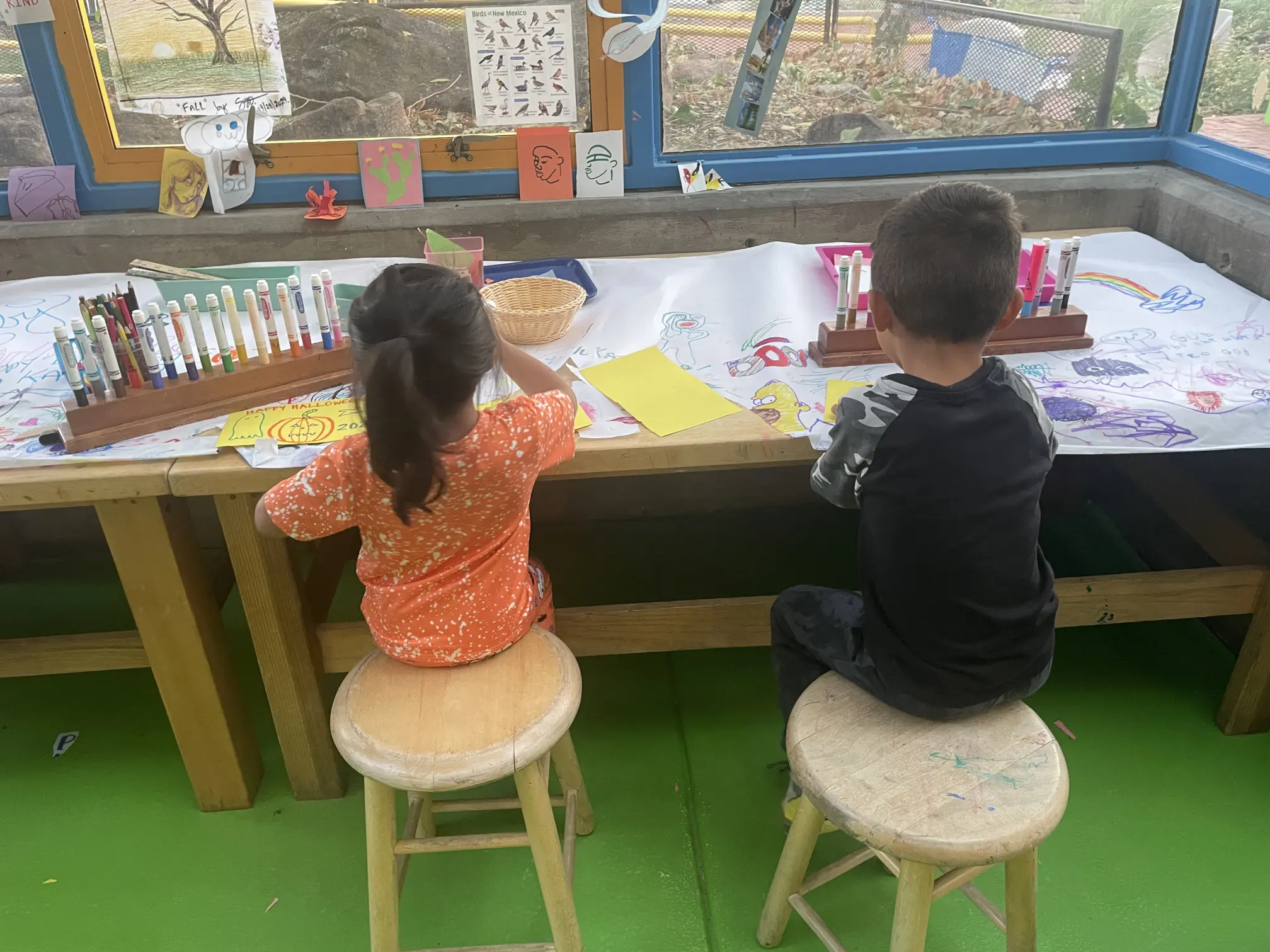 Play time during a respite care visit between a former foster who is now adopted and a foster child<br />
spending a week with the other’s family.