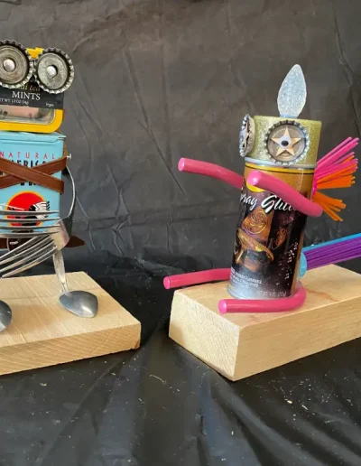 two figurines